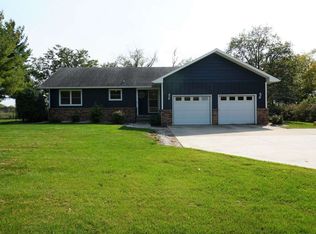 2986 Wedgewood Estates Pl, Charles City, IA 50616