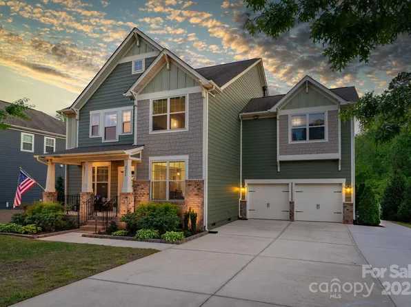 2220 Gallberry Ln, Waxhaw, NC 28173