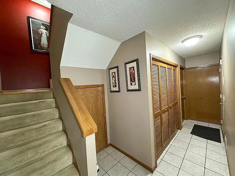 10954 Johnson St NE — Photo 4