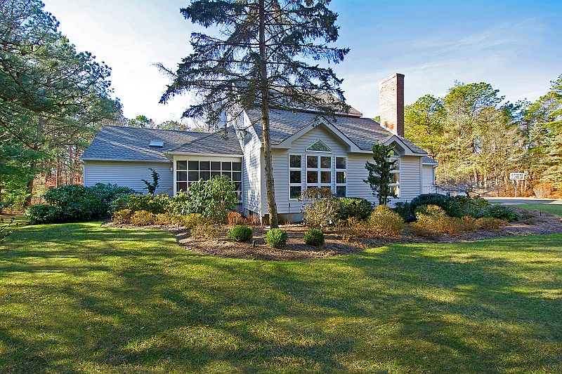 1st image of 2953 Quogue Riverhead Rd