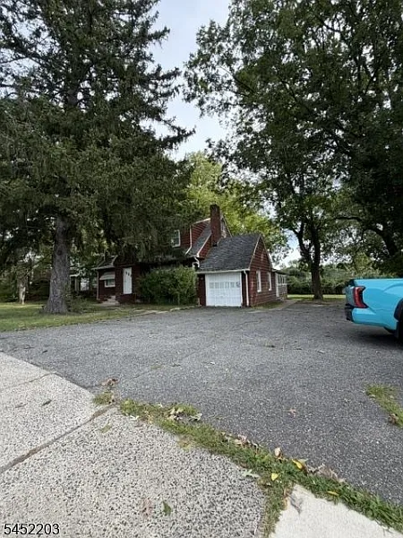 3 bed, 2.0 bath, $3,700 — Photo 4