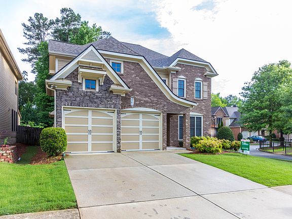 3rd image of 4095 Idlewood Parc Ct
