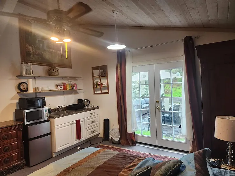 3058 Hill Valley Dr — Photo 9