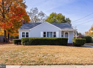 43 Tinker Dr, Mount Holly, NJ 08060