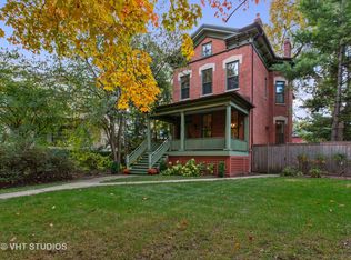 1622 Ridge Ave, Evanston, IL 60201