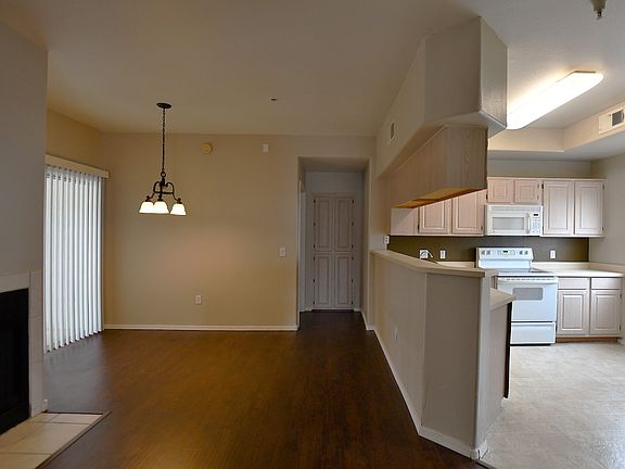 5th image of 600 W Grove Pkwy #1-2101