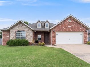 5000 SW Golden Eagle Ave, Bentonville, AR 72713