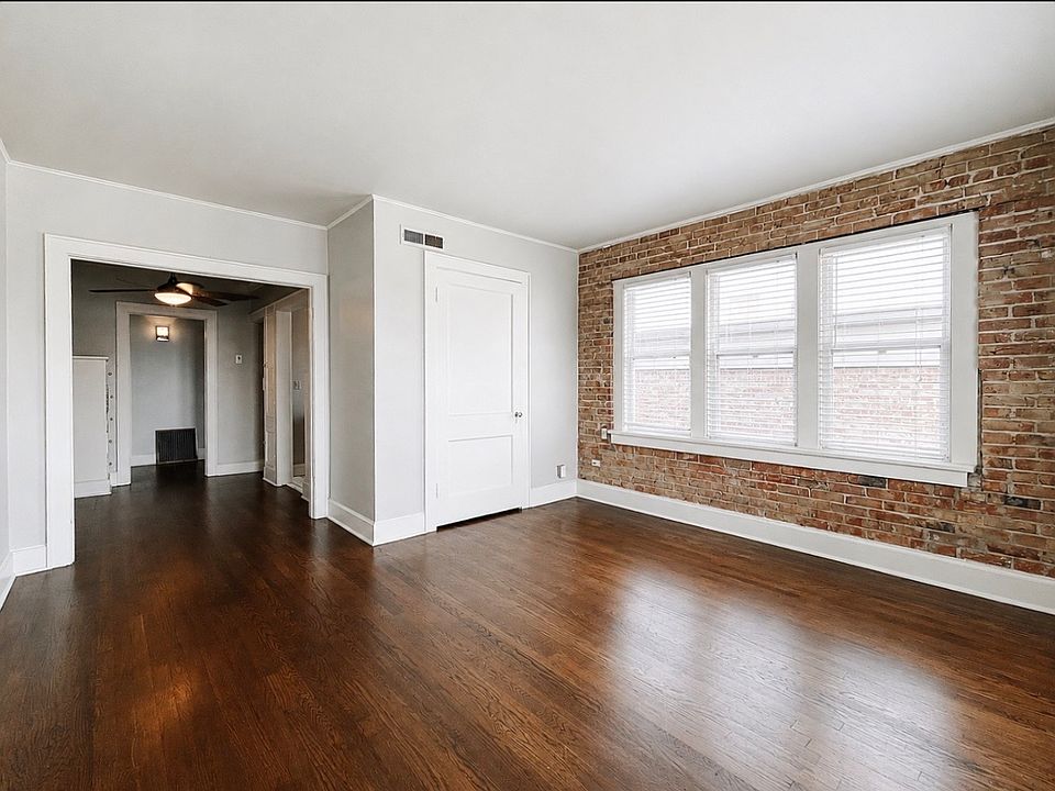 1st image of 429 NW 11th St APT 2