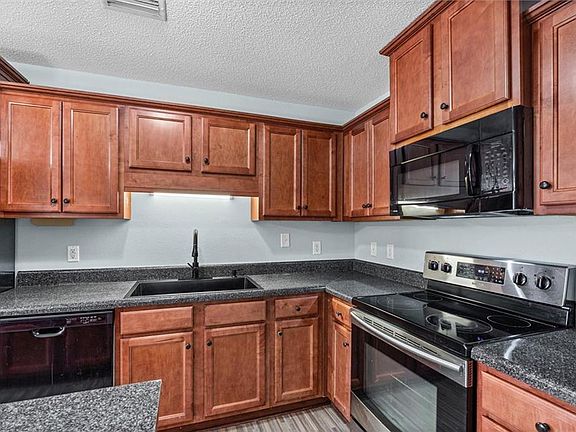 5th image of 9612 Spring Meadow Dr