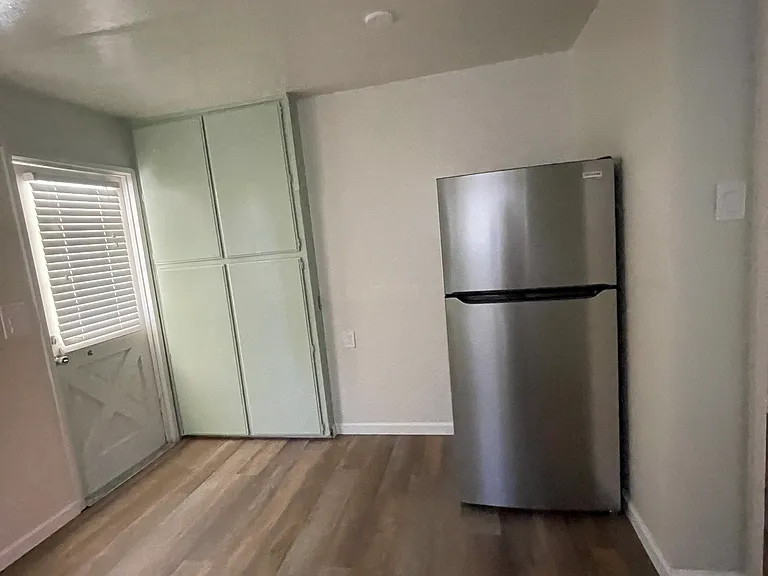 Loma Linda Dr — Photo 5
