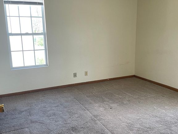 4th image of 3712 Randall Dr APT C