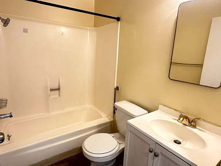 2614 Griffin Ave #18 — Photo 10
