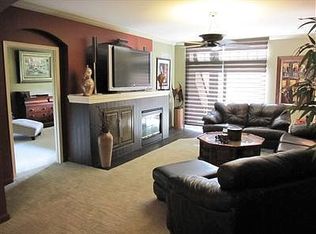 592 Riversbreeze Dr, Ludlow, KY 41016