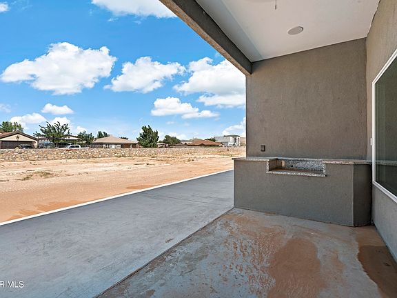 5th image of 14921 Hinojos Ave
