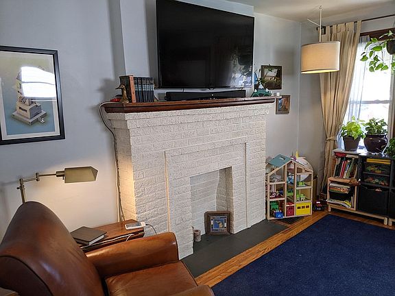 3rd image of 2617-2619 Deming Ave
