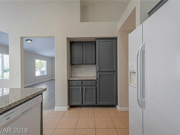3rd image of 9401 Spellman Ct