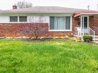 8945 Crosley, Redford, MI 48239