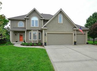 9421 N Askew Ave, Kansas City, MO 64156