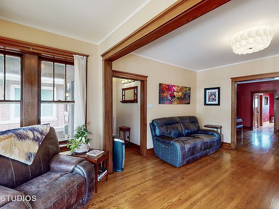 5th image of 5057 N Saint Louis Ave