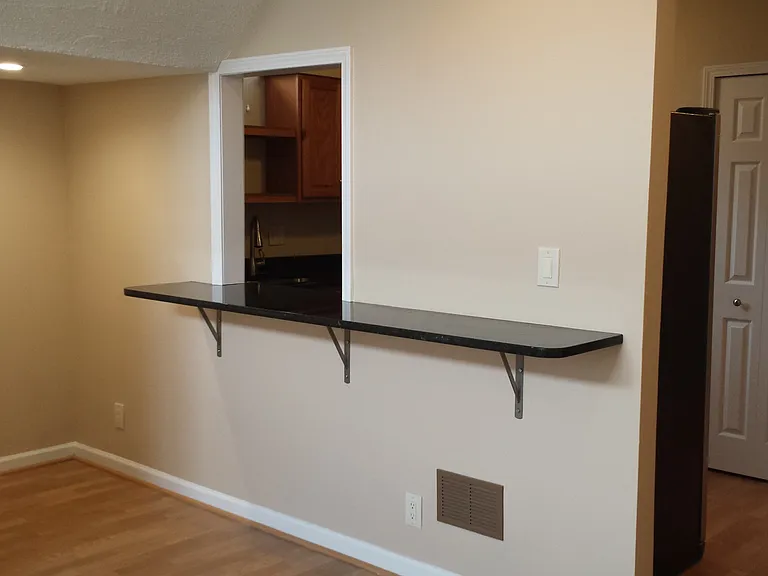 430 N Washington Ave — Photo 17