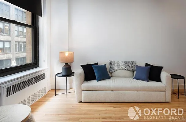 Rented by Oxford Property Group | media 9