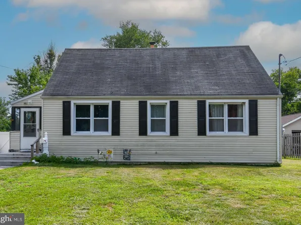 414 Springfield Ave, Carneys Pt, NJ 08069