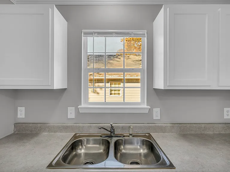 1040 Thomasville Estates Way SE — Photo 31