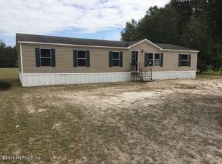 174 Gorbutt Rd, Crescent City, FL 32112