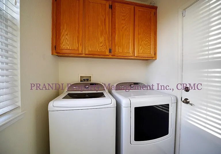 14 Pizarro Ave — Photo 22