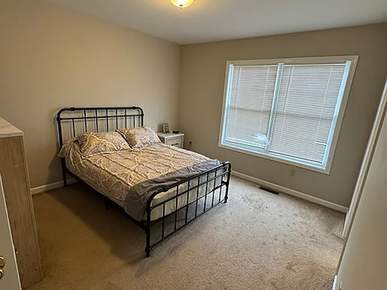 416 N Beech St — Photo 13