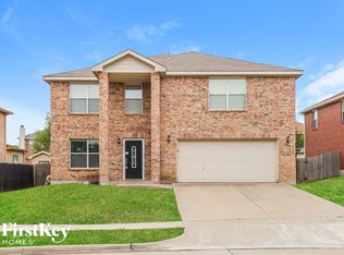 8131 Mossberg Dr, Arlington, TX 76002