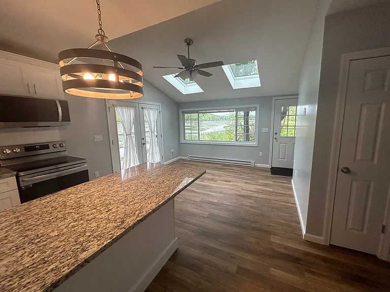 81 Silver Lake Shore Rd — Photo 7