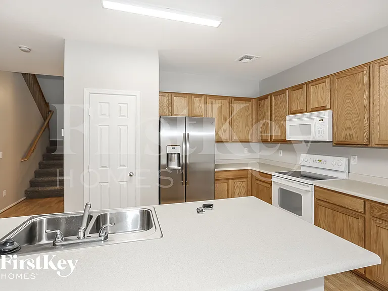 17458 W Hilton Ave — Photo 6