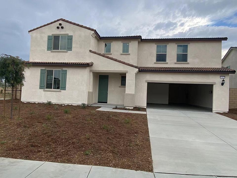 1st image of 33209 Clairette Ct