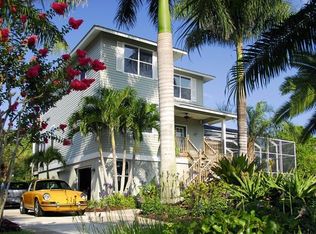 805 Perkins Ln, Nokomis, FL 34275