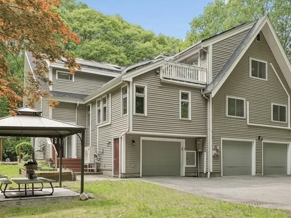 10 Cold Harbor Dr, Northborough, MA 01532