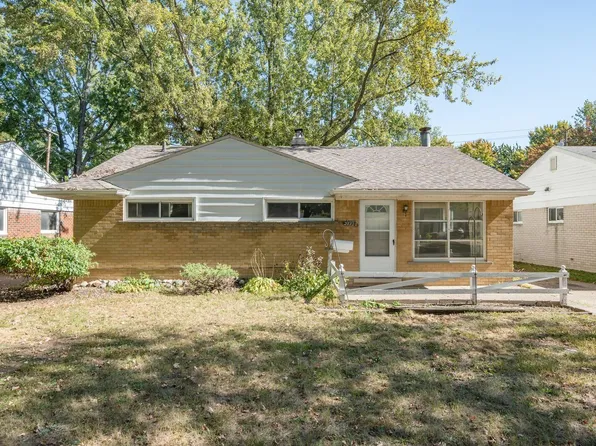 27720 Barrington St, Madison Heights, MI 48071