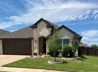 649 Rawlins Ln, Fort Worth, TX 76131