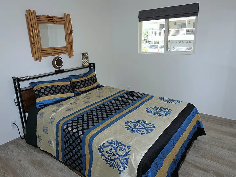 Airy large Bedroom