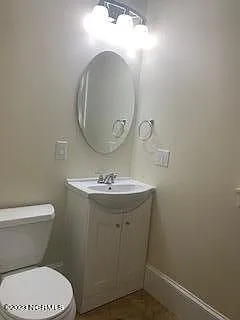255 Bronwyn St — Photo 16