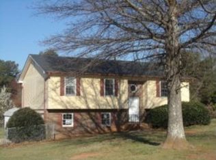 290 Belmont Farms Dr, Ellenwood, GA 30294