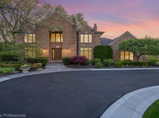 3653 Cedar Brook Dr, Rochester Hills, MI 48309