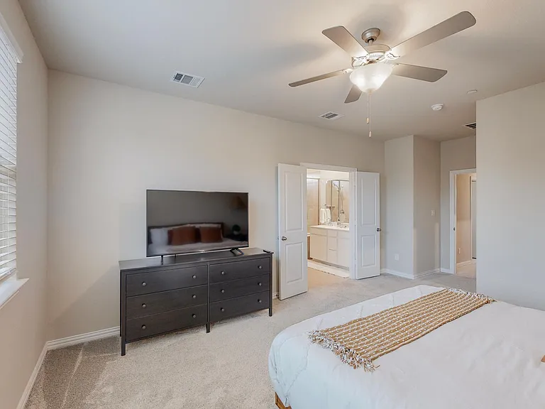 7524 Redondo Dr — Photo 20
