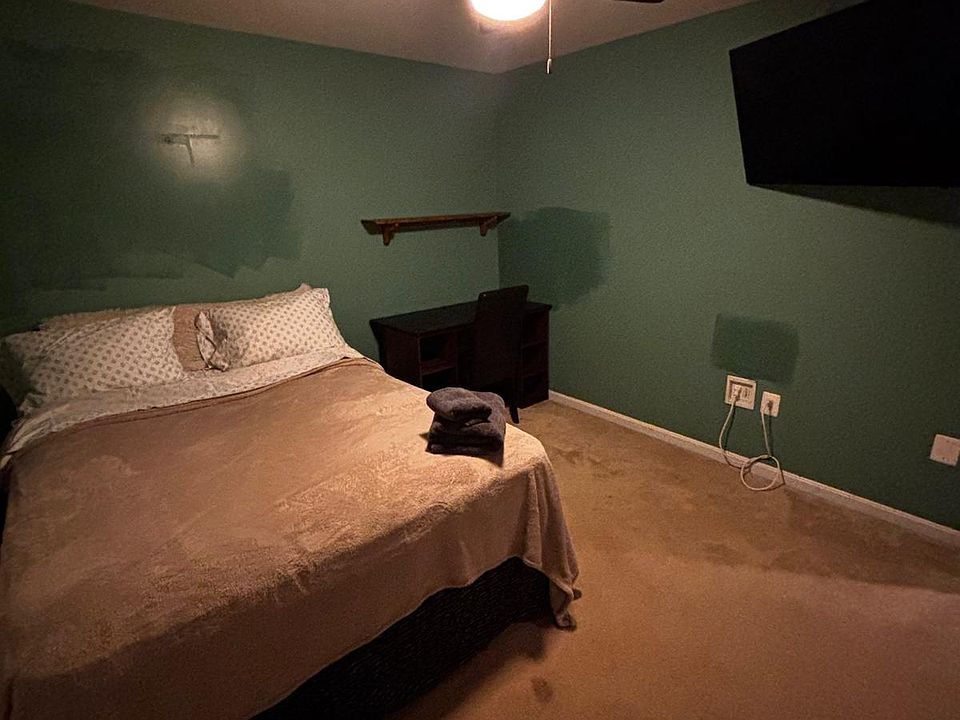 2nd image of 1506 Tina Lynn Ct Room 1