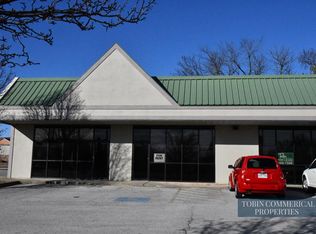 3980 W Wedington Dr STE 1, Fayetteville, AR 72704