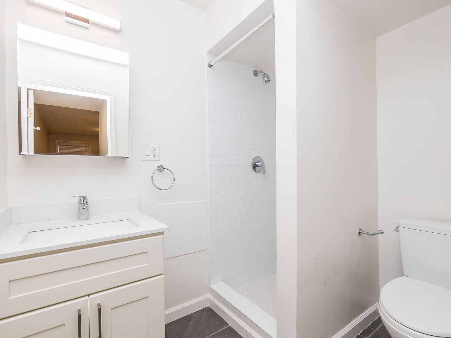 650 Ellis St Unit 2 - Image 4
