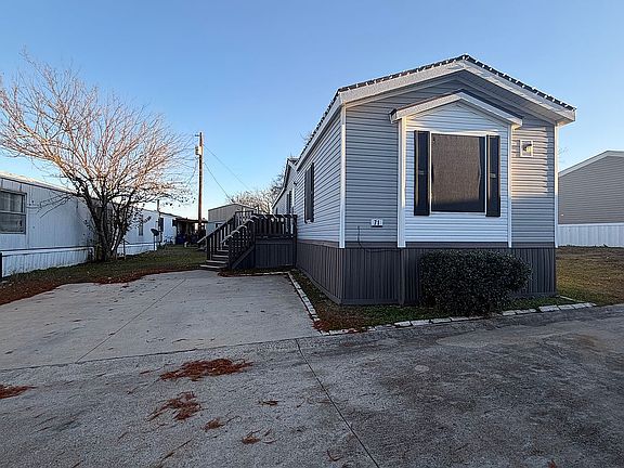 3rd image of 13959 Skyfrost Dr Trlr 71