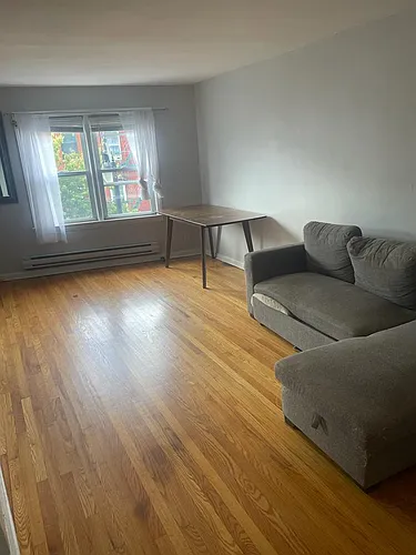 335 3rd St #2 Photo 1