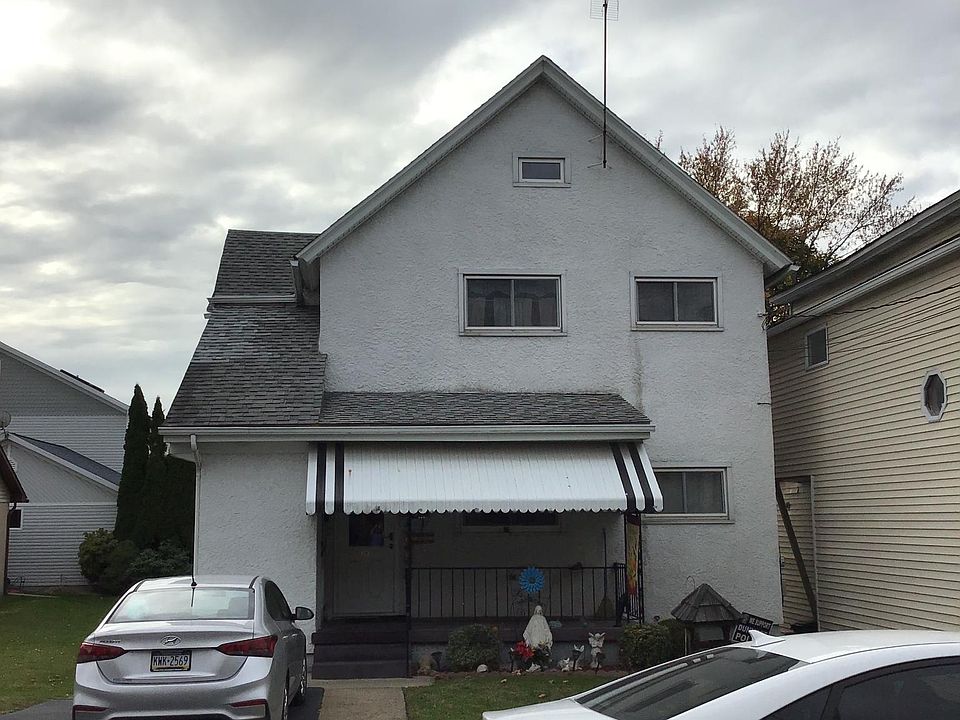 2nd image of 203 Willow St #203