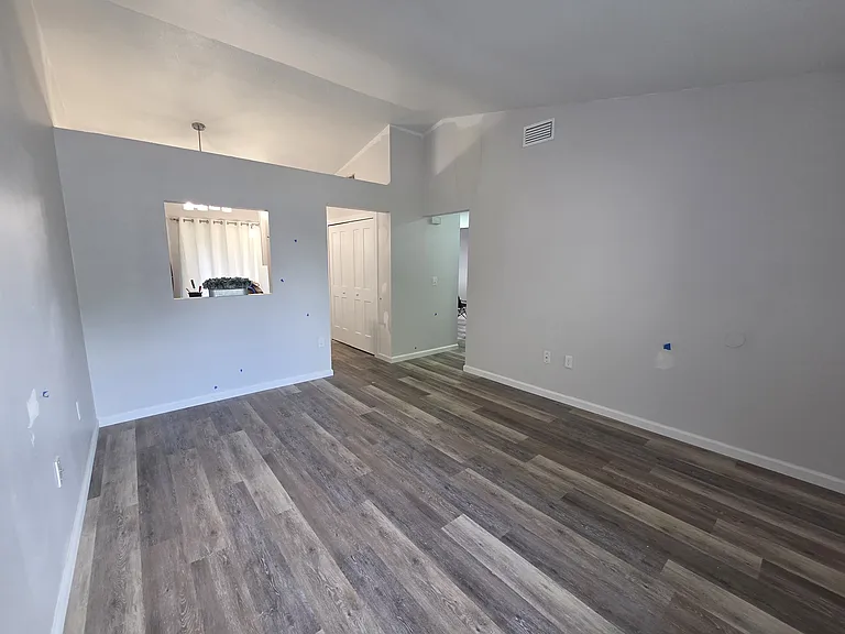 12337 Eastcove Dr — Photo 4